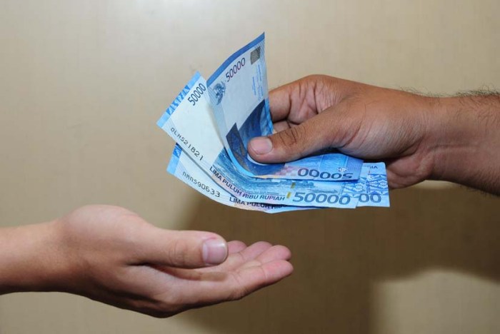 Tips Hindari Lilitan Utang Pinjaman Online